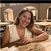 Ragazza diplomata al liceo linguistico offre ripetizioni a bambini di elementari e medie in tutte le materie